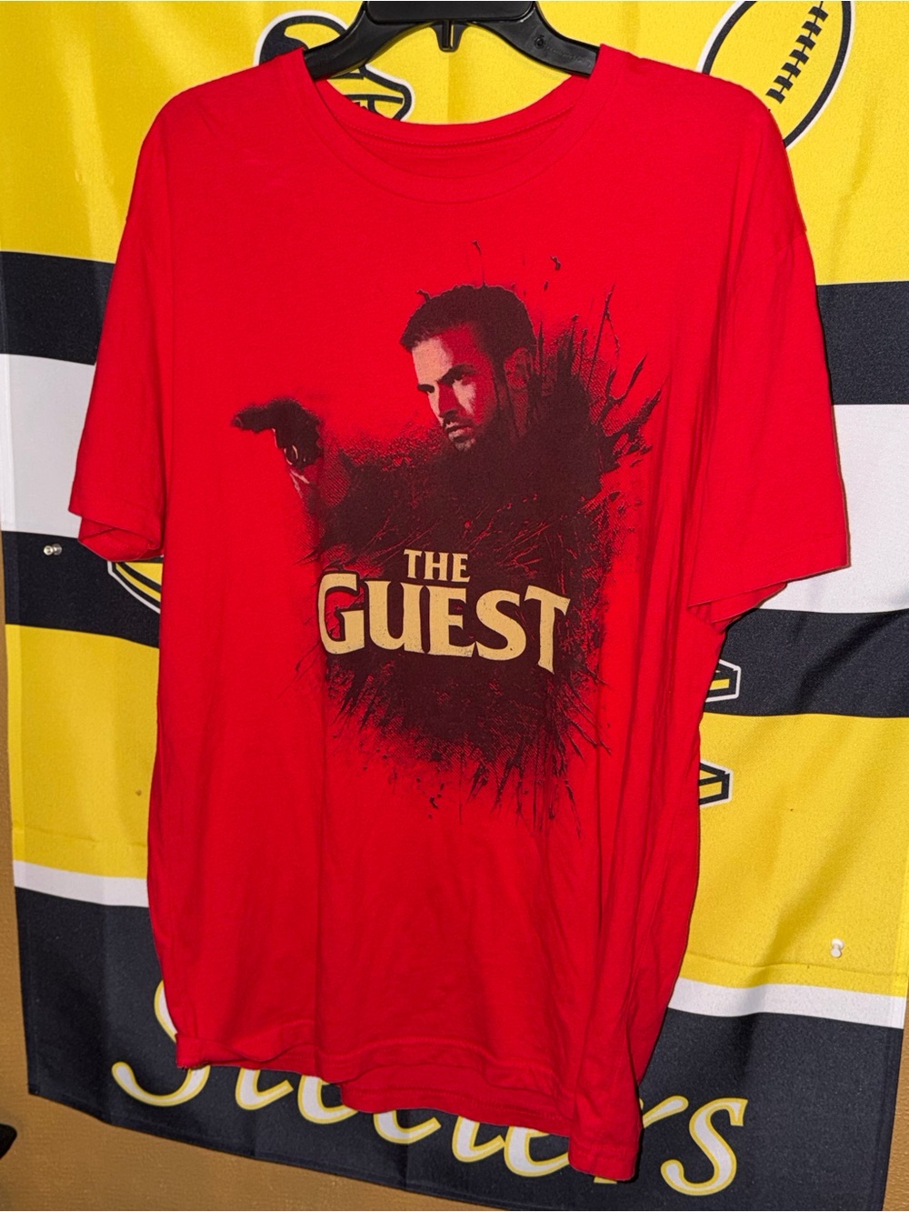Cavity Colors The Guest Movie Graphic T Shirt Men’s Size Large Used Pre Owned TG